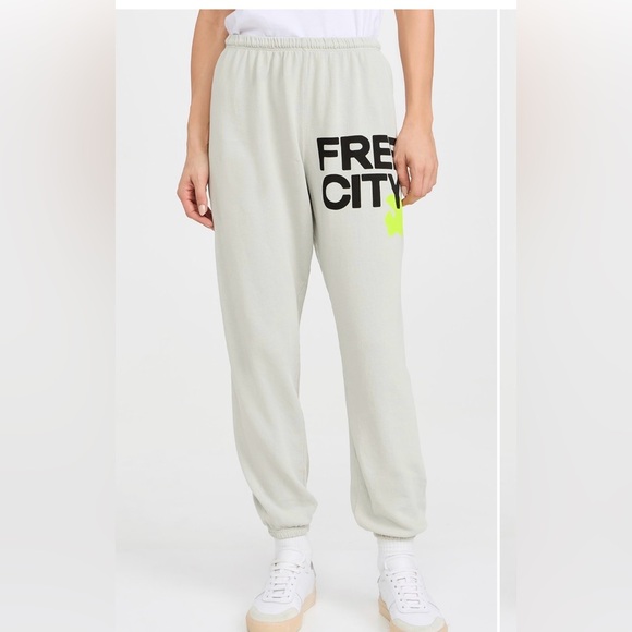 freecity Pants - freecity Light joggers in stardust